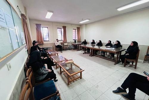 اولین جلسه همیاران مرکز مشاوره، انجمن علمی روانشناسی و کانون ناجیان سلامت دانشگاه آزاد اسلامی واحد سبزوار جهت برنامه ریزی فعالیت های ۶ ماهه اول سال تحصیلی